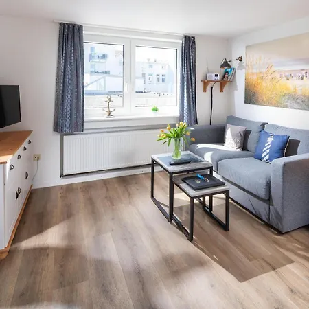 Luetjeoog Apartment
